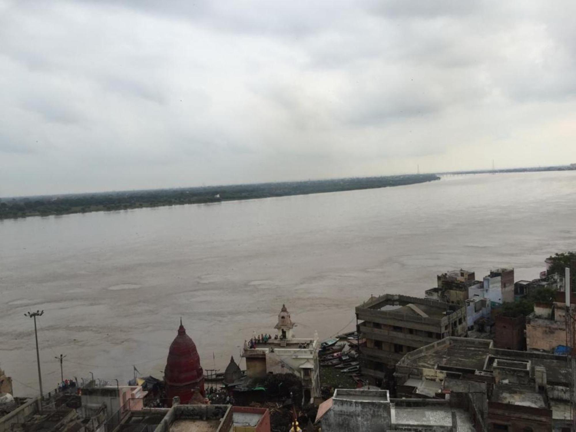 Grg Shanti Guest House Varanasi Near Manikarnika Ghat ภายนอก รูปภาพ