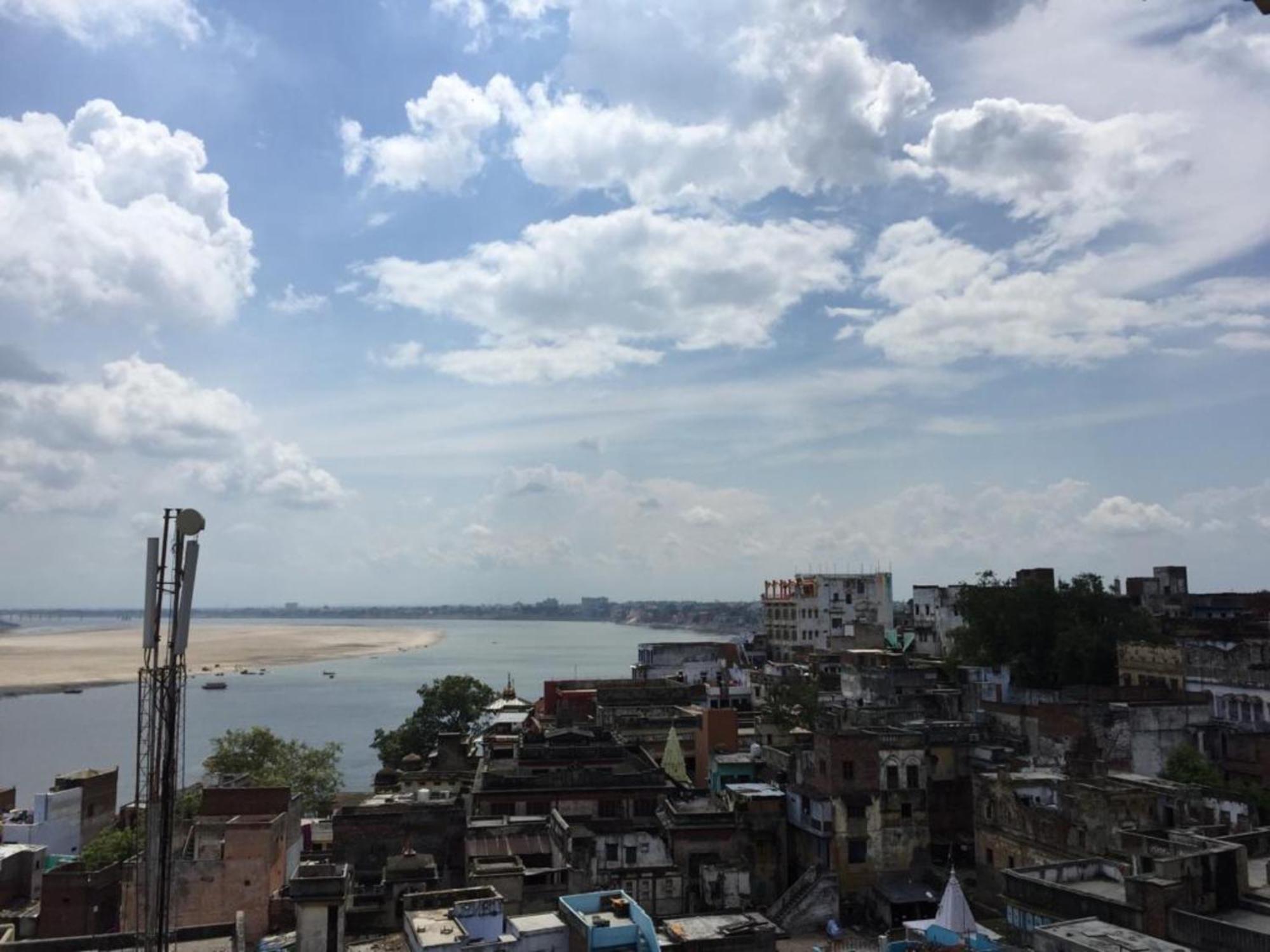 Grg Shanti Guest House Varanasi Near Manikarnika Ghat ภายนอก รูปภาพ