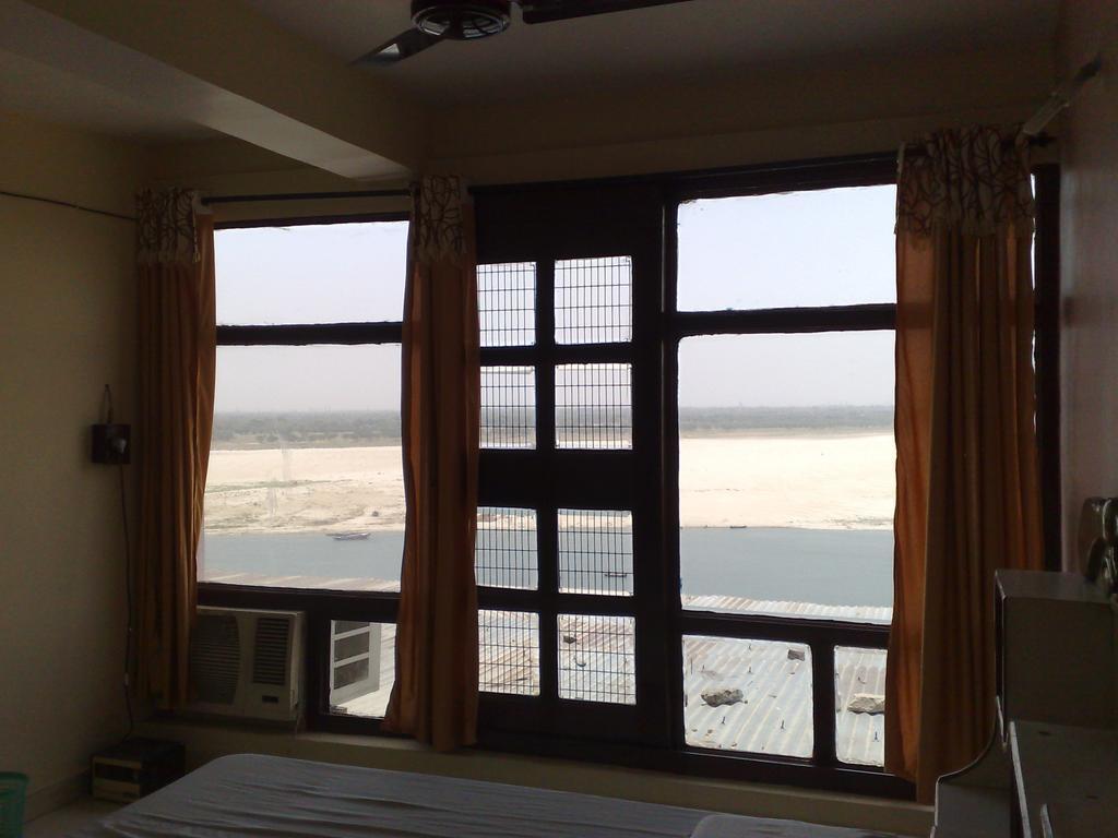 Grg Shanti Guest House Varanasi Near Manikarnika Ghat ห้อง รูปภาพ