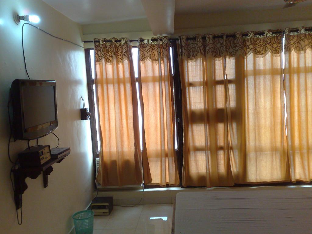Grg Shanti Guest House Varanasi Near Manikarnika Ghat ห้อง รูปภาพ